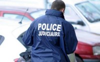 Parigi, rapinano una casa di ebrei e violentano una ragazza