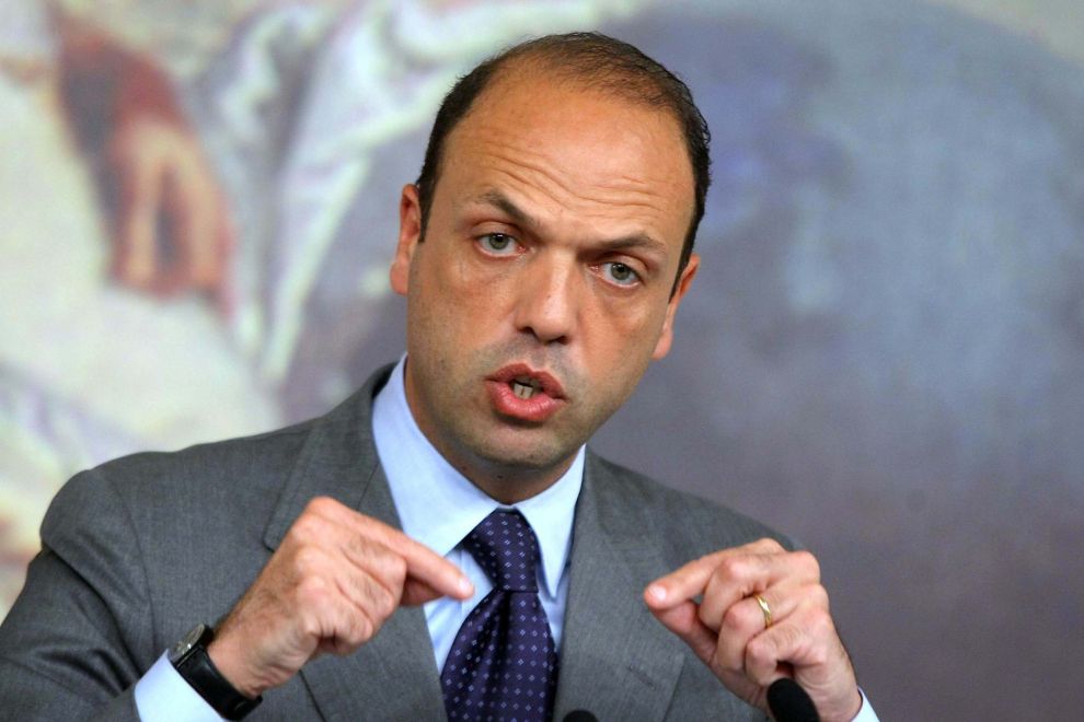 alfano espulsioni jihadisti terrorismo islamico