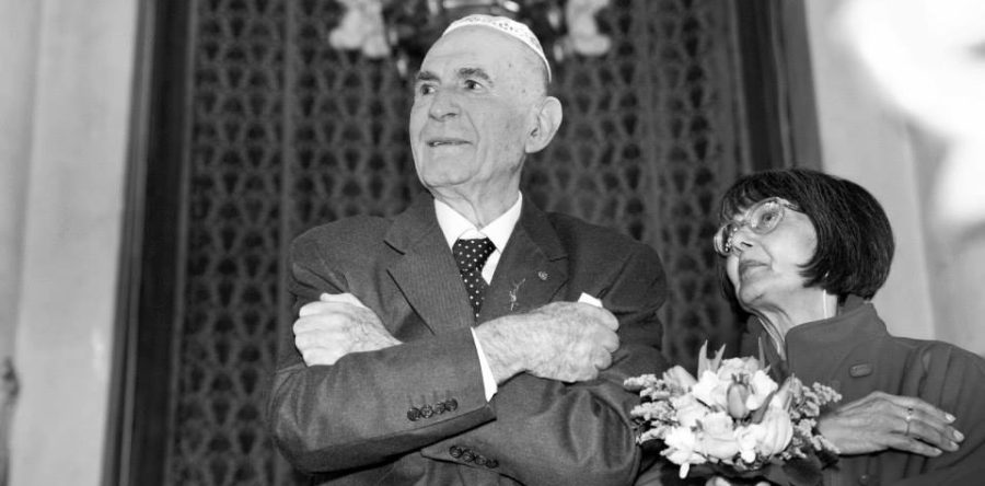 Mattarella nomina Sami Modiano Cavaliere di Gran Croce, insultato sul web