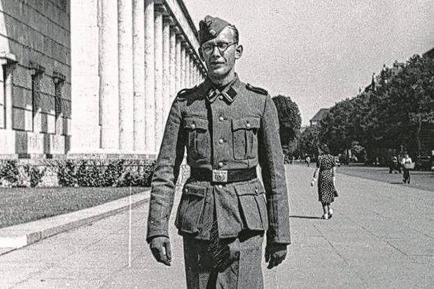 Il contabile di Auschwitz ammette: “Sono complice morale dello sterminio di 300.000 deportati