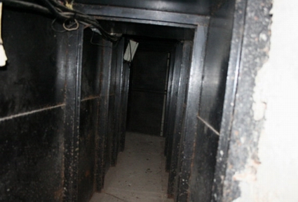 Hezbollah mostra per la prima volta la sua rete di tunnel terroristici