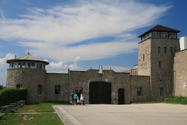 Ingresso del Campo di Concentramento di Mauthausen in Austria