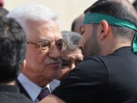 Chi opprime chi: Abu Mazen e i permessi medici negati