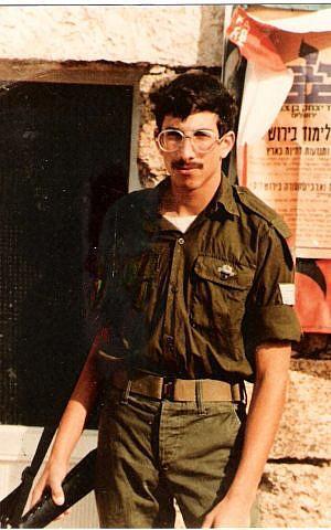 Israele, recuperato corpo soldato Zachary Baumel disperso in Libano nel 1982