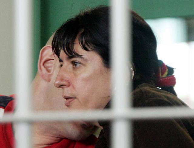 Reddito di cittadinanza all’ex Br Saraceni, il padre ex magistrato: “Dobbiamo infornarla come facevano i nazisti?”