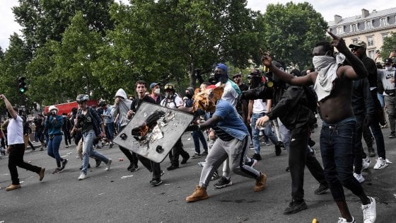 Francia, l’antisemitismo macchia la protesta in memoria di George Floyd