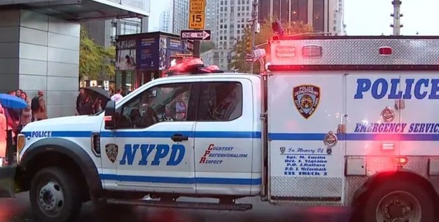Antisemitismo a New York, arrestati due giovani che volevano attaccare una sinagoga