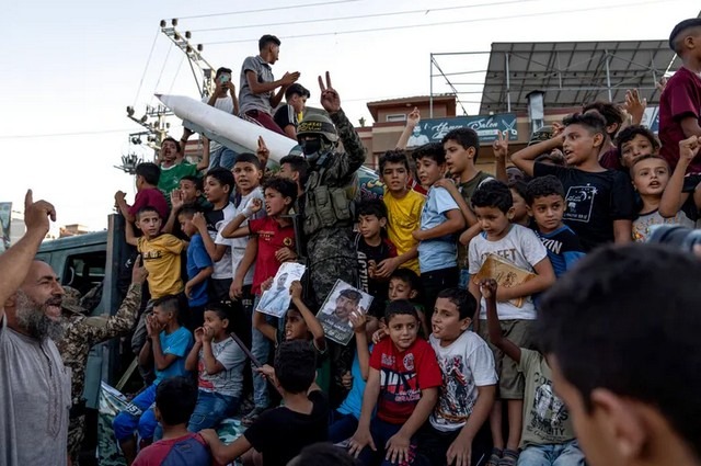 gaza-unrwa-tunnel-scuola