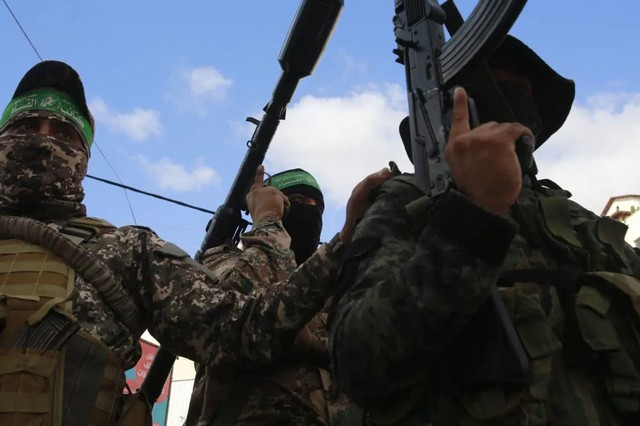 Il manuale dei terroristi di Hamas per il massacro contro Israele del 7 ottobre