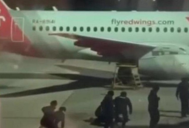 Choc in Russia, caccia ai passeggeri ebrei in un aeroporto in Daghestan